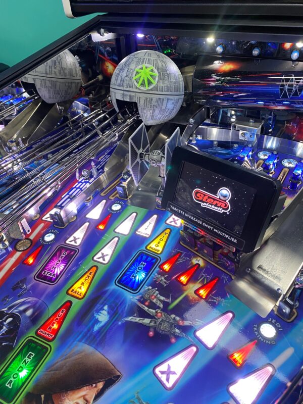 Star Wars Premium Pinball Machine