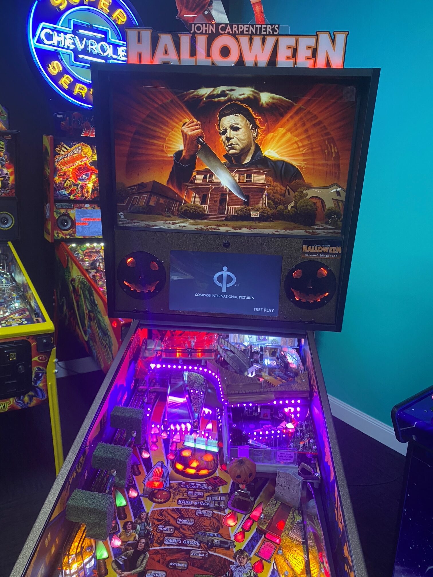 Halloween Pinball (John Carpenters) Spooky Pinball - Collectors Edition