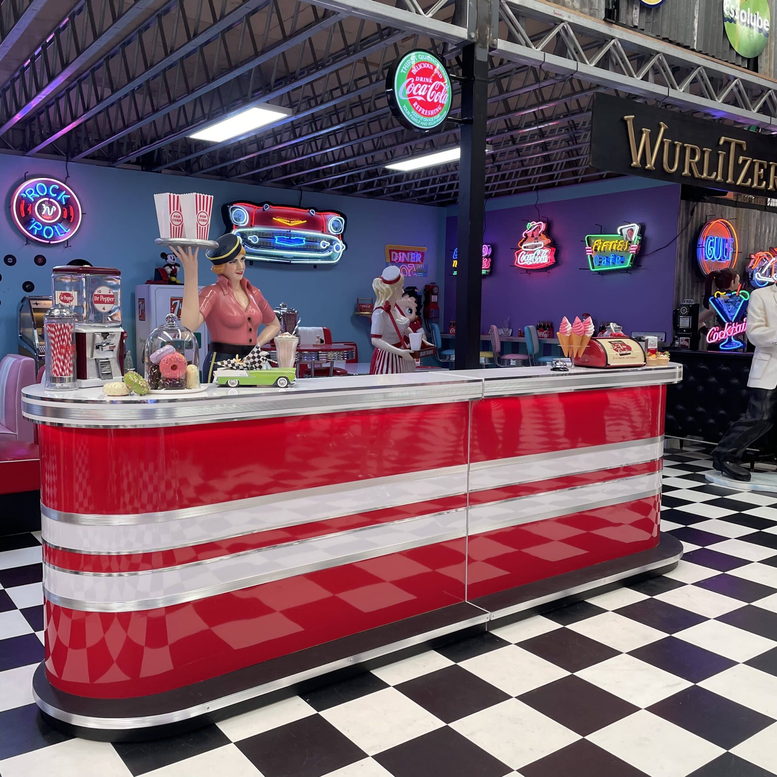 American Retro Red and White Diner Bar - Image 5