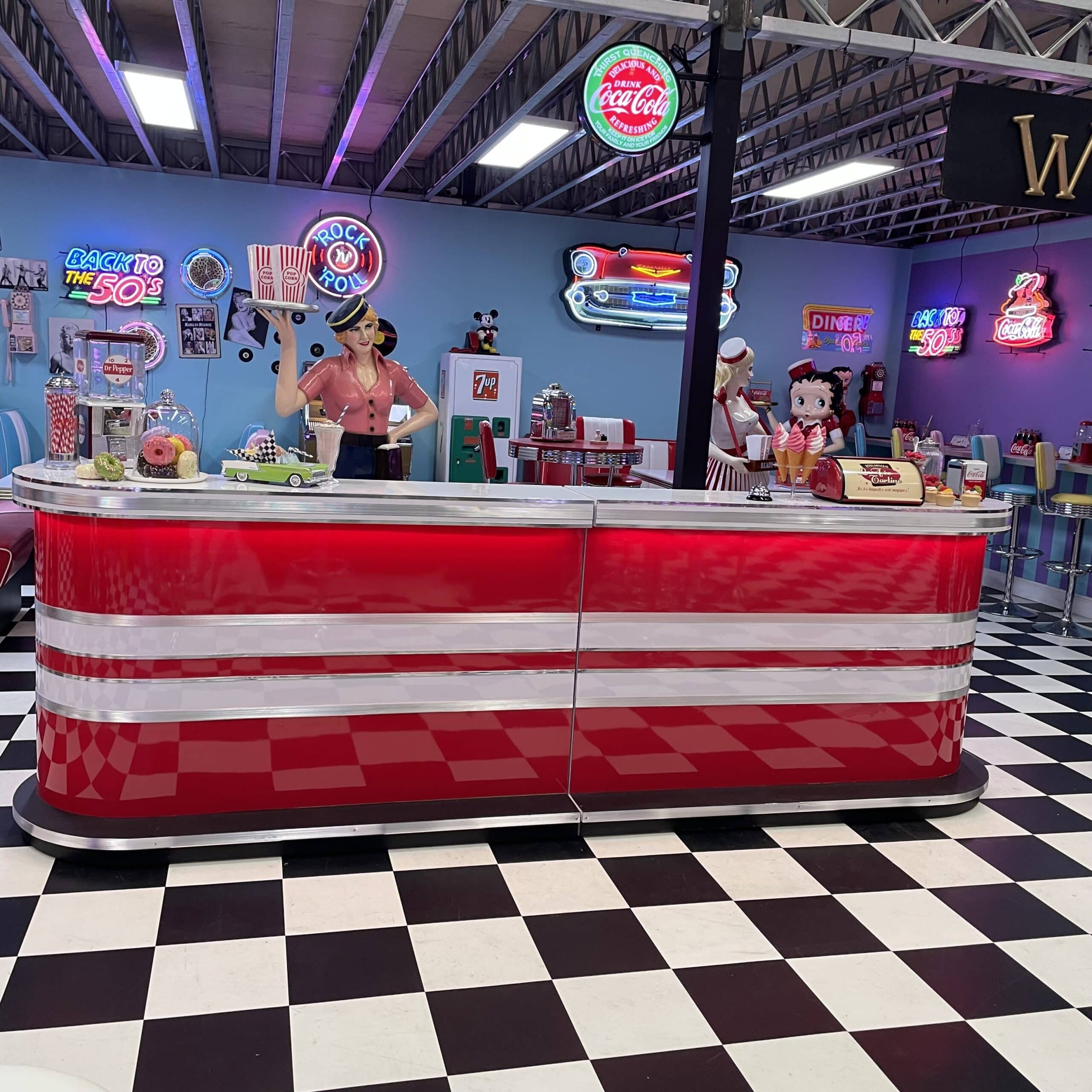 American Retro Red and White Diner Bar - Image 4